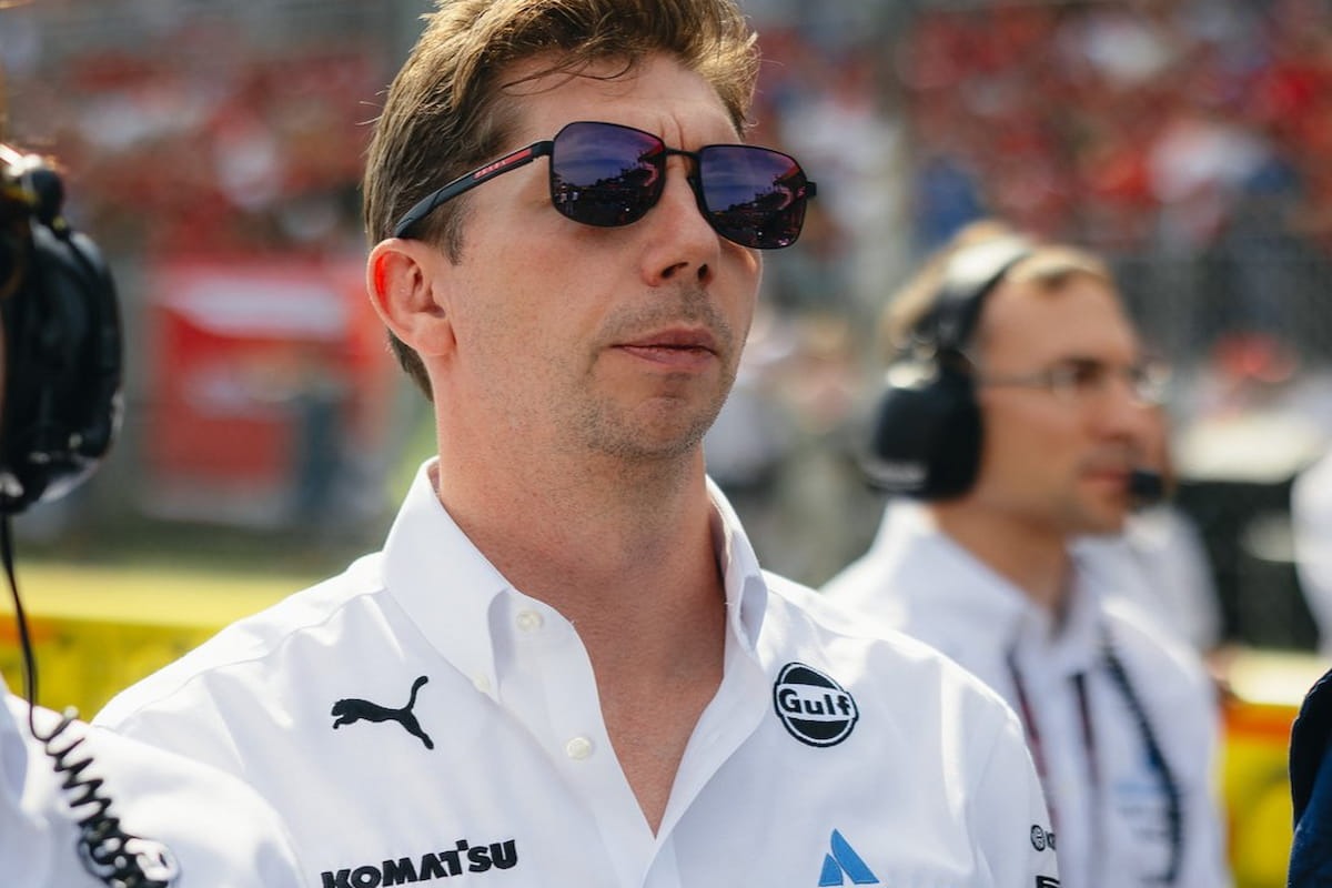  és  - Az autót nem, de a kémeit elküldte a Williams Barcelonába