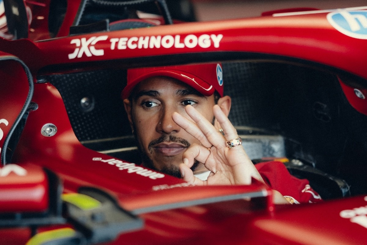  - Hamilton eksztázisban ünnepelt Barcelonában, „A Ferrari a világ legnagyobb csapata”