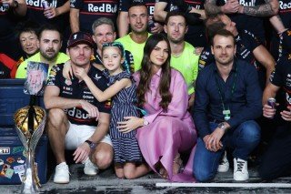 Mercedes - „Mindenki féltheti a helyét, ha Verstappen egyszer elszakad a Red Bulltól”