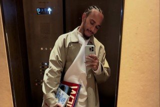 Ferrari - „Ne gyere vissza!” – Hamilton miatt háborognak a Denver Broncos-szurkolók