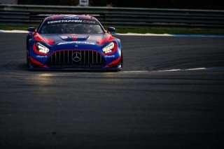 Mercedes - Hivatalos: Verstappen csapata és a Mercedes több éves szerződést kötött egymással