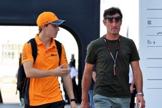 McLaren - Ricciardót már lehagyta, most Webbert is utolérte Piastri!