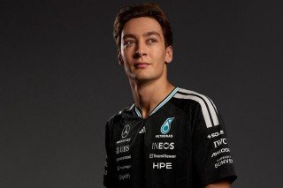 Mercedes - A Mercedes bemutatta 2026-os csapatruházatát - a rajongókat megosztja a dizájn