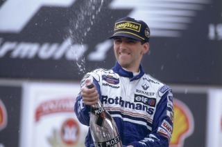 30 év után tér vissza egykori csapatához az F1-es világbajnok