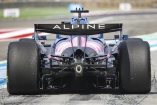 Alpine - Az Alpine végre látja az előrelépést a „sokkal jobb” 2026-os autóval