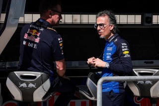 Red Bull Racing - Mekies: „Nem fogunk belemenni ezekbe a játszmákba”