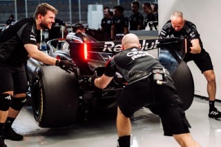 Az Audi versenyzői szerint még gyerekcipőben jár a saját motor