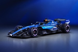 Williams - Látványos dizájnnal és történelmi kikacsintással leplezte le 2026-os autóját a Williams (fotók)