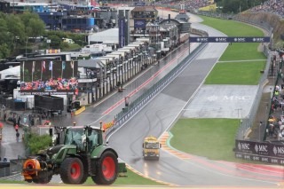 Rekordmezőny és tíz gyártó a rajtnál a spa-i 24 óráson