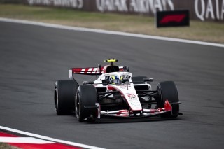 Haas - Bearman már várja Szuzukát: „A Haas kiváló munkát végez jelenleg”