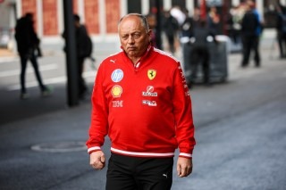 Ferrari - Vasseur üzent a Mercedesnek, a Ferrari még beleszólhat a japán versenybe