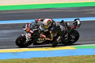 Bezzecchi megállíthatatlan volt Brazíliában – lerövidített futamon tarolt az Aprilia