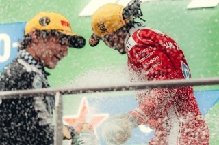 Ferrari - Jól teszi-e a Ferrari, ha túlzottan örül Hamilton dobogójának?