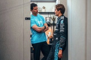 Mercedes - Az ausztrál tapasztalatok után szabályváltozást sürget George Russell