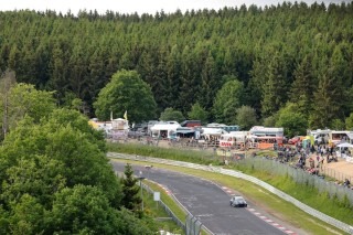 Piros zászló a Nürburgringen: súlyos baleset szakította félbe az időmérőt (élő)