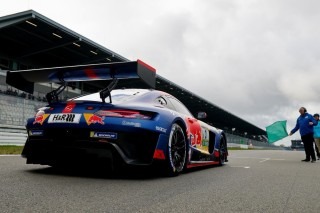 Thierry Vermeulen nyerte az időmérőt, Verstappenék az ötödik helyen zártak