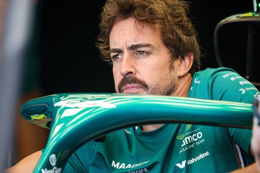 Aston Martin - Briatore szerint „badarság”, amit a „rottweiler” Alonsóról pletykálnak