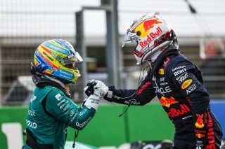 Aston Martin - „Alonso keményebb Verstappennél”, vélekedik a korábbi F1-es futamgyőztes