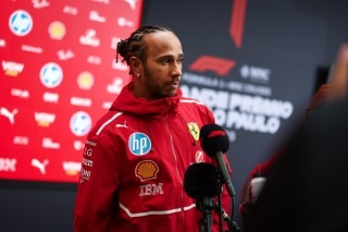 Mercedes - Vizsgálja az FIA Lewis Hamiltont! - hivatalos