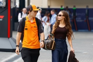 McLaren - Ezt teszi a McLaren Piastri bajnoki pólóival, ha mégsem lesz világbajnok