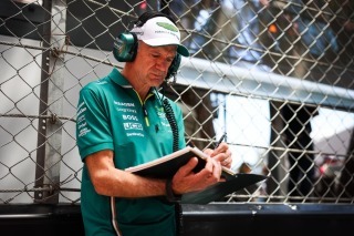 Aston Martin - Newey tiszta vizet öntött a pohárba: ezért felejtse el mindenki a ChatGPT-t az Aston Martinnál