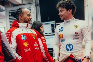 Leclerc jobb Hamiltonnál, mégis kikaphat tőle idén a Ferrarinál