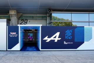 Mercedes - Pénzügyi lépés vagy stratégiai húzás? Íme, a Mercedes és az Alpine ügyének részletei