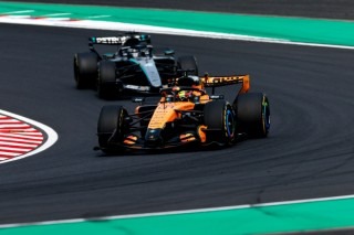 McLaren - Vérszemet kapott a McLaren: Miamitól a Mercedes levadászása a cél