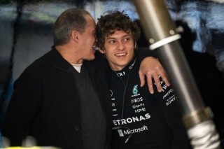 Mercedes - Antonelli édesapja lehűtötte a kedélyeket, szerinte korai még bajnoki esélyekről beszélni