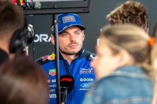 Red Bull Racing - Verstappen nem hátrál, ismét elővette az elzavart újságírót: "A képembe nevetett"