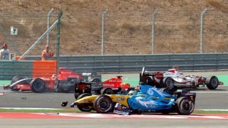 Hatalmas visszatérés a Forma–1-ben: pénteken jöhet a nagy bejelentés