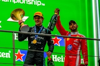 Mercedes - Megdőlt Lewis Hamilton rekordja a Japán Nagydíj után