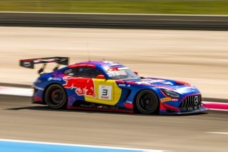 Red Bull Racing - Verstappen a harmadik sorból rajtol a nürburgringi kvalifikációs versenyen