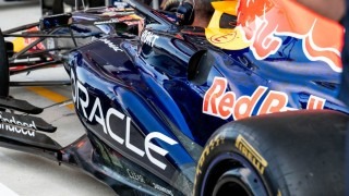 Red Bull Racing - Jön az újabb módosítás: Túl gyorsak az F1-es autók, le kell őket lassítani!