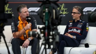 Red Bull Racing - Sor került egy Mekies - Brown egyeztetésre, véget érhetnek a sajtón keresztüli üzengetések