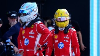 Ferrari - Hamilton és Leclerc úgy feszült egymásnak a Ferrarinál, hogy a rajongók imádják őket
