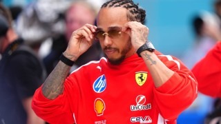 Ferrari - Hamilton a balszerencsét okolja a gyenge miami eredmény után