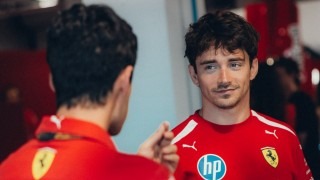 Ferrari - Szabályszegés miatt vizsgálta, majd büntette Leclerc-t az FIA!