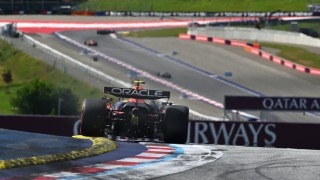 Mindent egy lapra tesz fel a Red Bull: hatalmas fejlesztési csomaggal mentenék meg a szezont