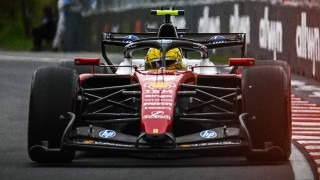 Turbó fokozatba kapcsolt a Ferrari - már egy újabb nagy fejlesztési csomag is a láthatáron