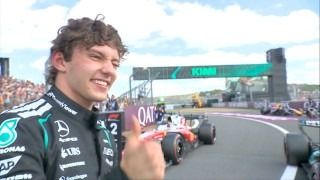 Mercedes - Antonelli letarolta a mezőnyt, Hadjar legyőzte Verstappent, a Ferrari pedig 2-3-ban zárt a silverstone-i időmérőn