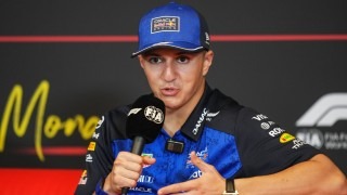 Red Bull Racing - Hosszas kényszerpihenő után újra autóba ül a Red Bull pilótája Bakuban