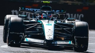 ÉLŐ F1-ES KÖZVETÍTÉS: Azeri Nagydíj - Második szabadedzés (LIVE)