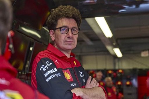McLaren - A McLaren csapatfőnökét is megkereste a Ferrari?