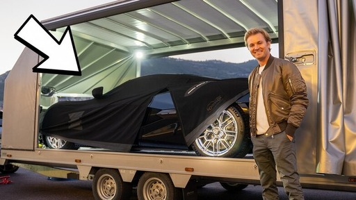 A világ leggyorsabb elektromos autóját vette át Nico Rosberg (videó)