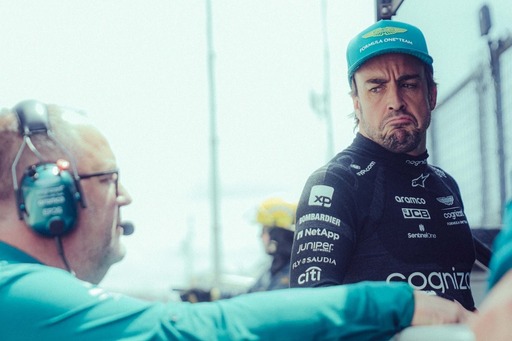 Aston Martin - Alonso némiképp odapirított volt csapatainak