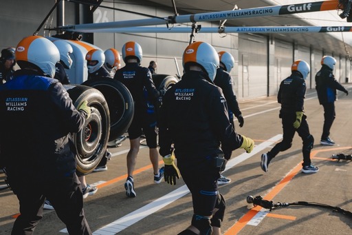 Williams - Hamilton után Sainz első napjait is videóra vette új csapata