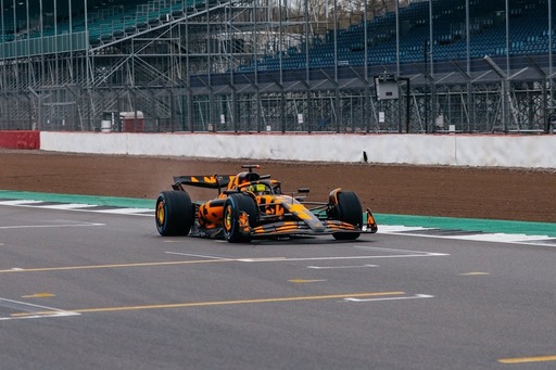 McLaren - Gary Anderson szerint kockázatos játékba kezdett a McLaren az új F1-es autóval