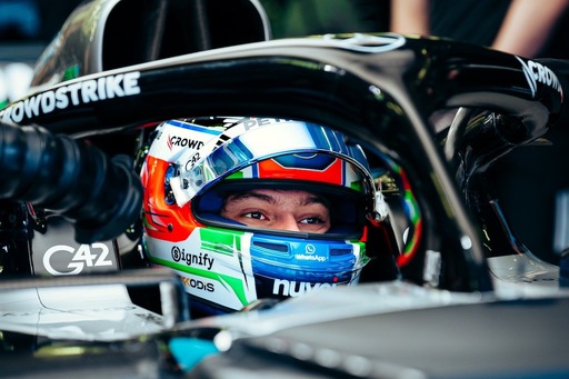 Mercedes - A Mercedes újonca szárnyal, a Red Bull botladozik Bahreinben