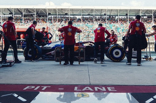 Ferrari - Kettős kihívással küzd a Ferrari